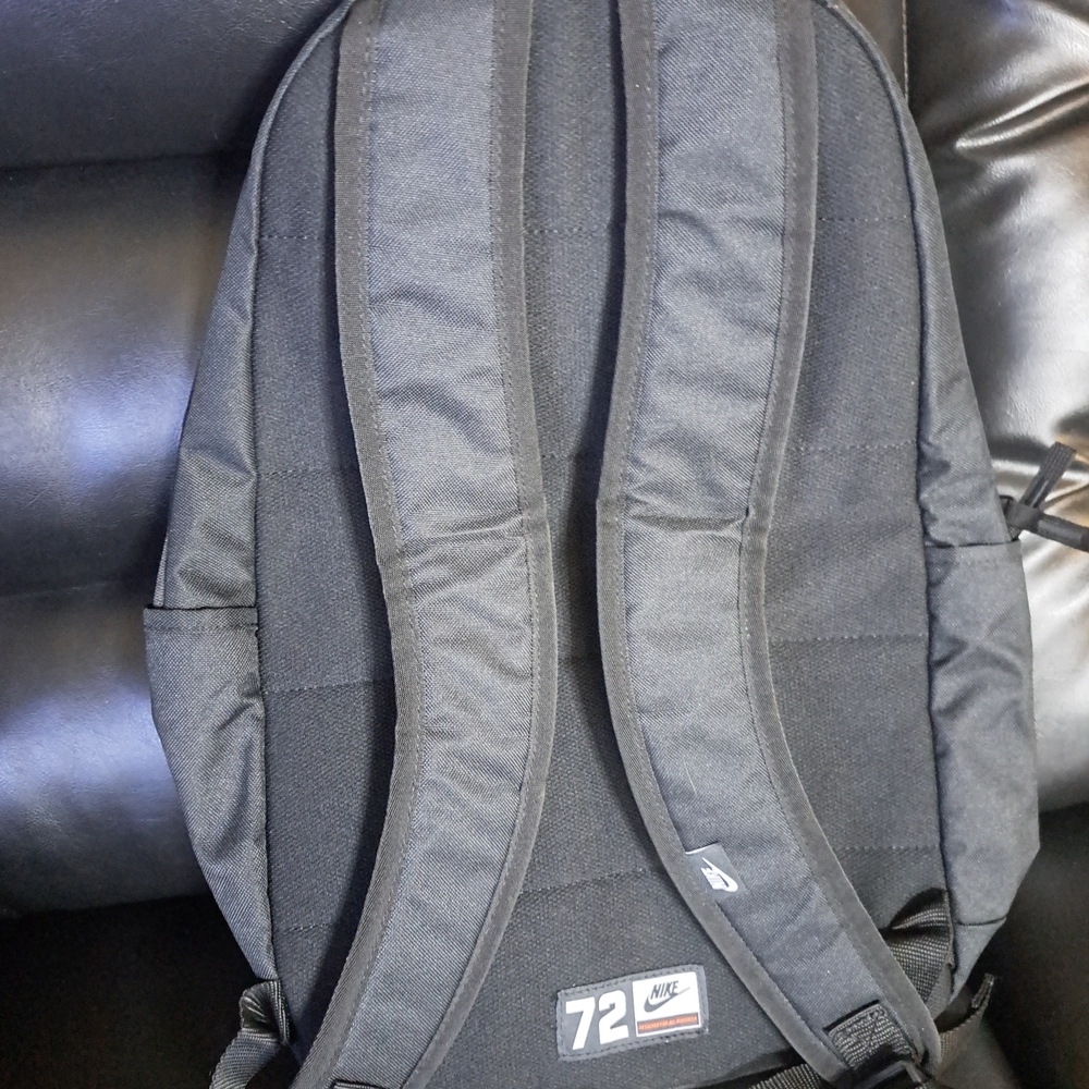 Nike Black Backpack with White Logo - Picture 2 of 2